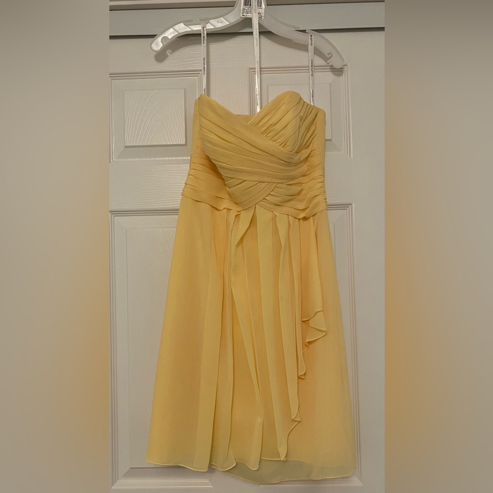 David’s Bridal strapless yellow dress Size 4